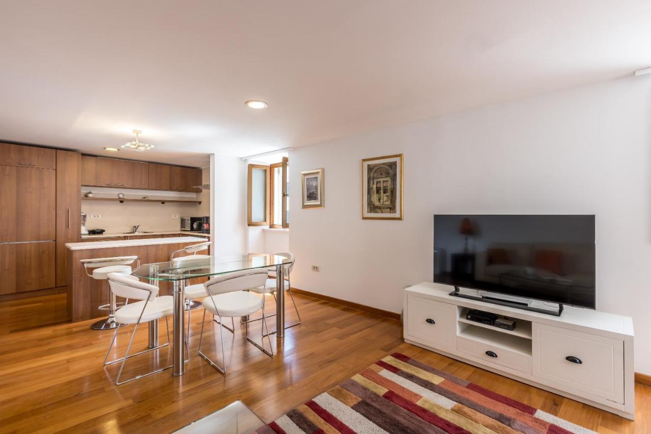 Peristil Apartment 스플리트 외부 사진